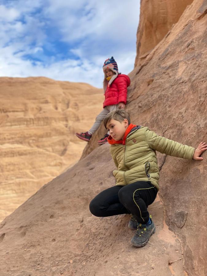 Sand And Stone Camp - Wadi Rum Desert Εξωτερικό φωτογραφία