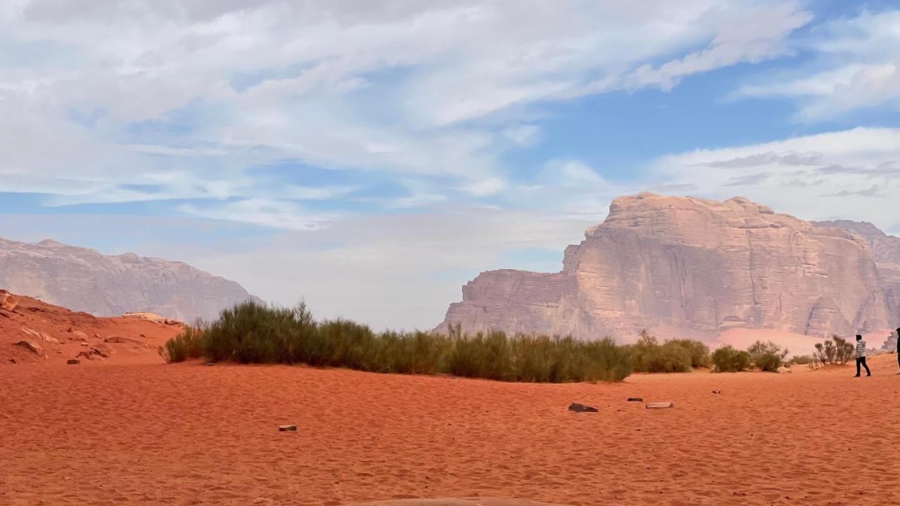 Sand And Stone Camp - Wadi Rum Desert Εξωτερικό φωτογραφία