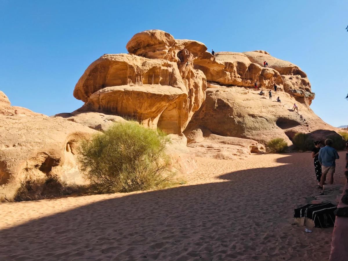 Sand And Stone Camp - Wadi Rum Desert Εξωτερικό φωτογραφία